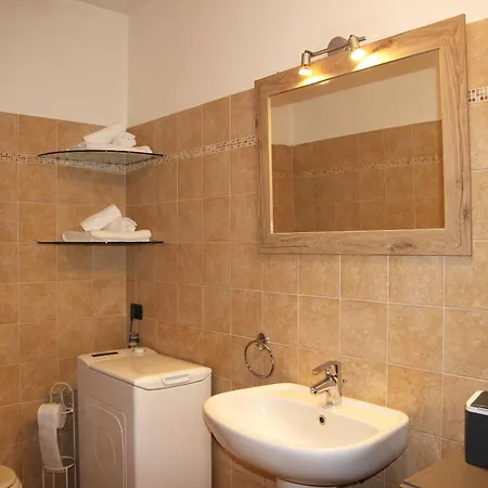 דירה Residenza Prezzemolo קסטלנואובו דל גארדה